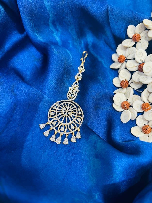 Celestial Sparkle Maang Tikka