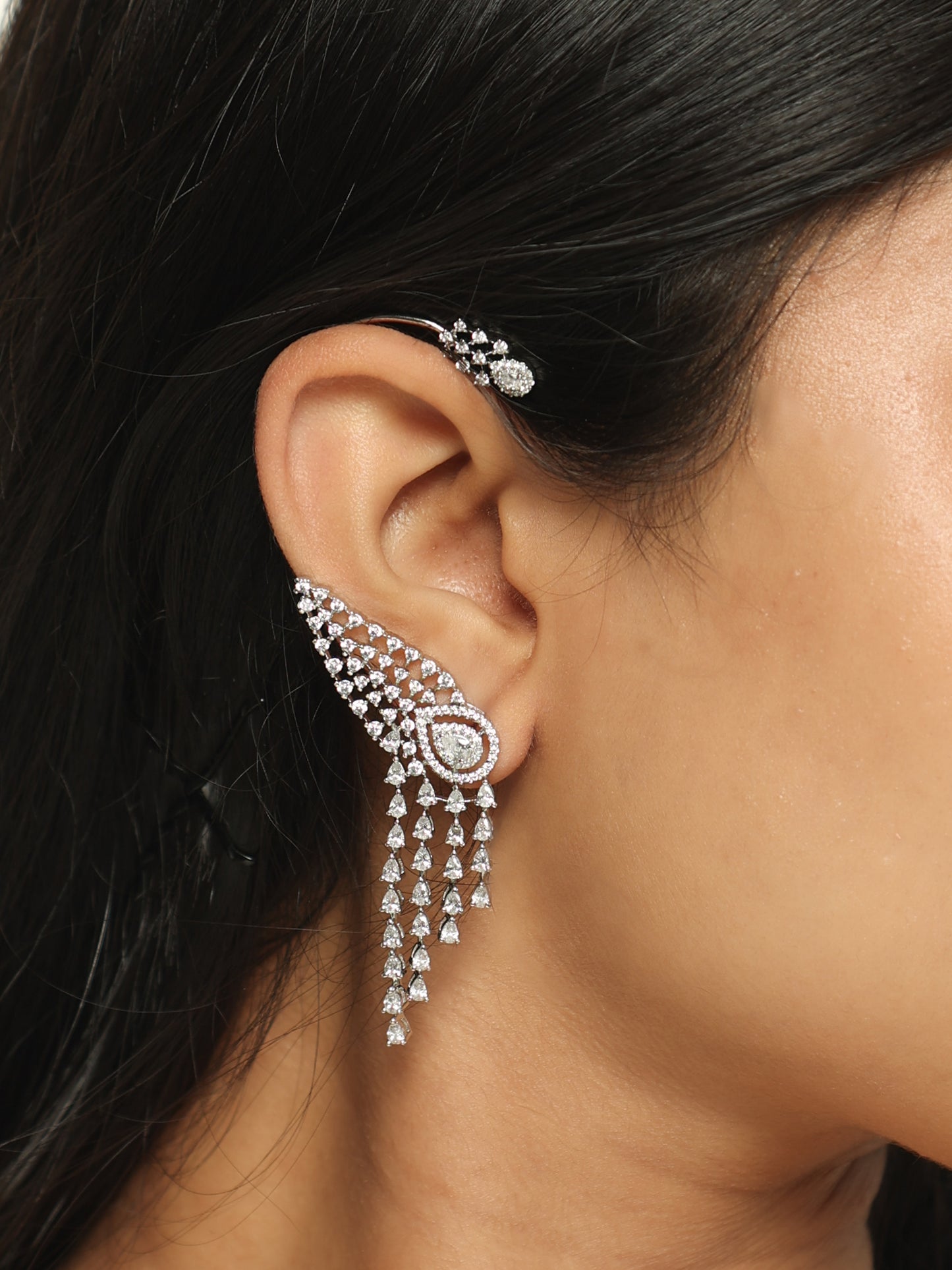 Nerina Royale Ear Cuff