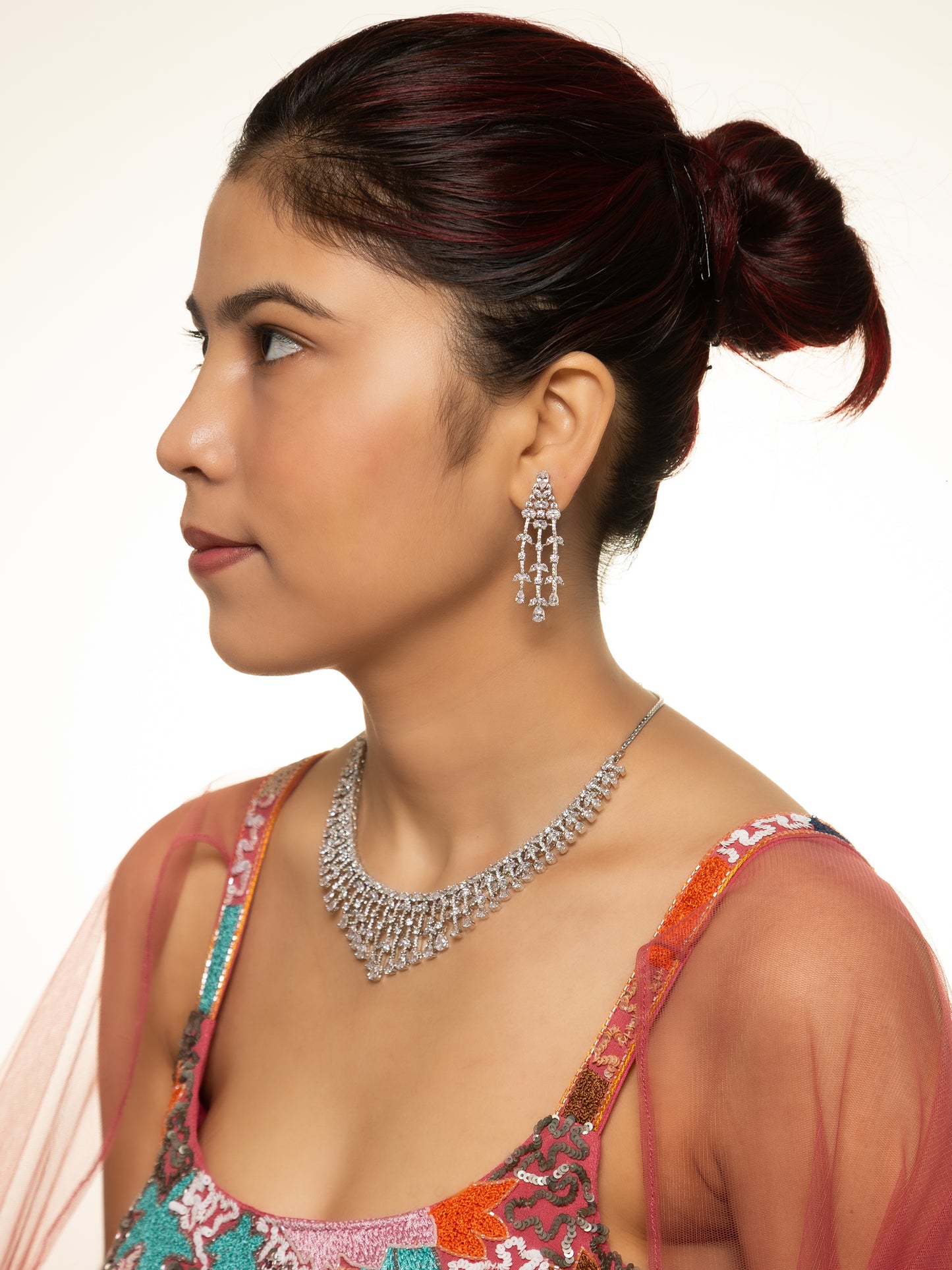 Enchanting Reflections Necklace with Earrings