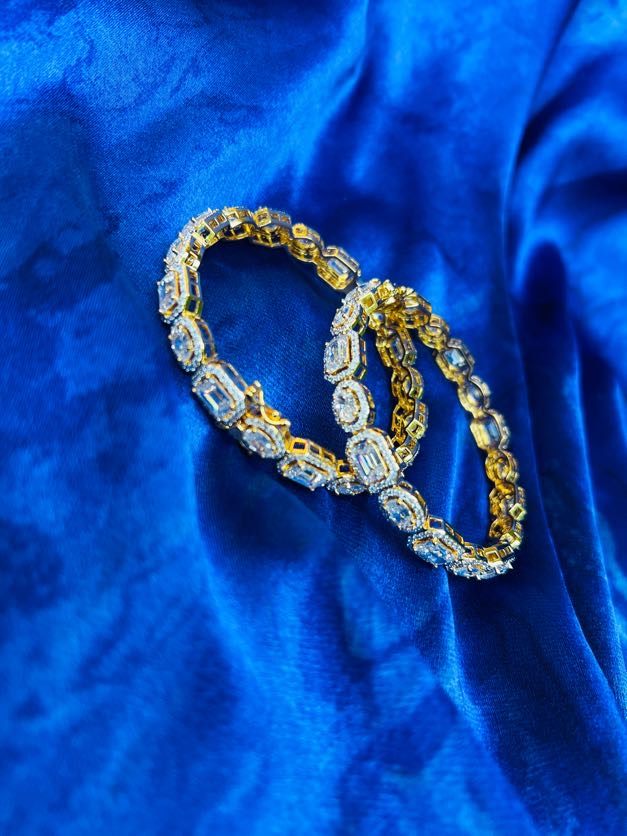 Glistening Delight Bangles