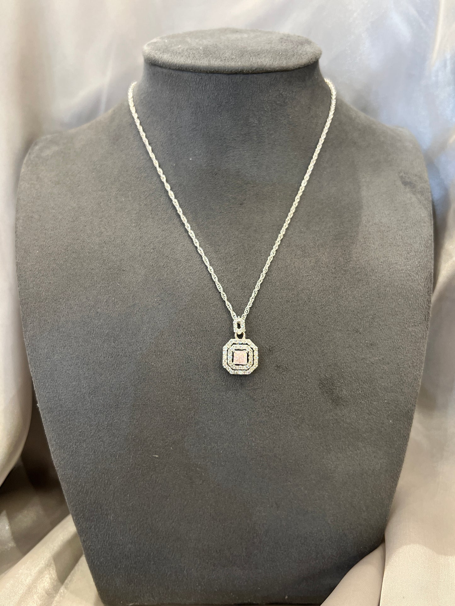 Celeste Square Gleam Pendant