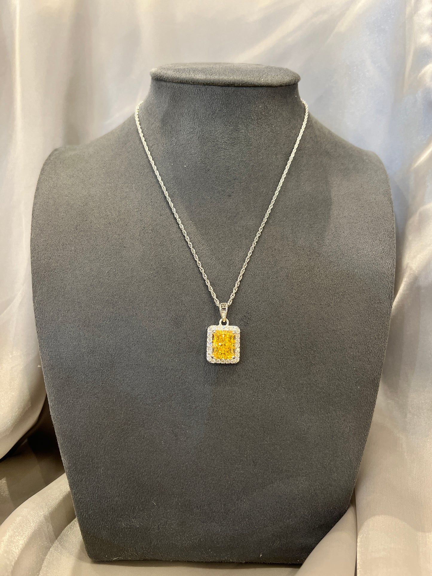 Sunshine Crown Charm