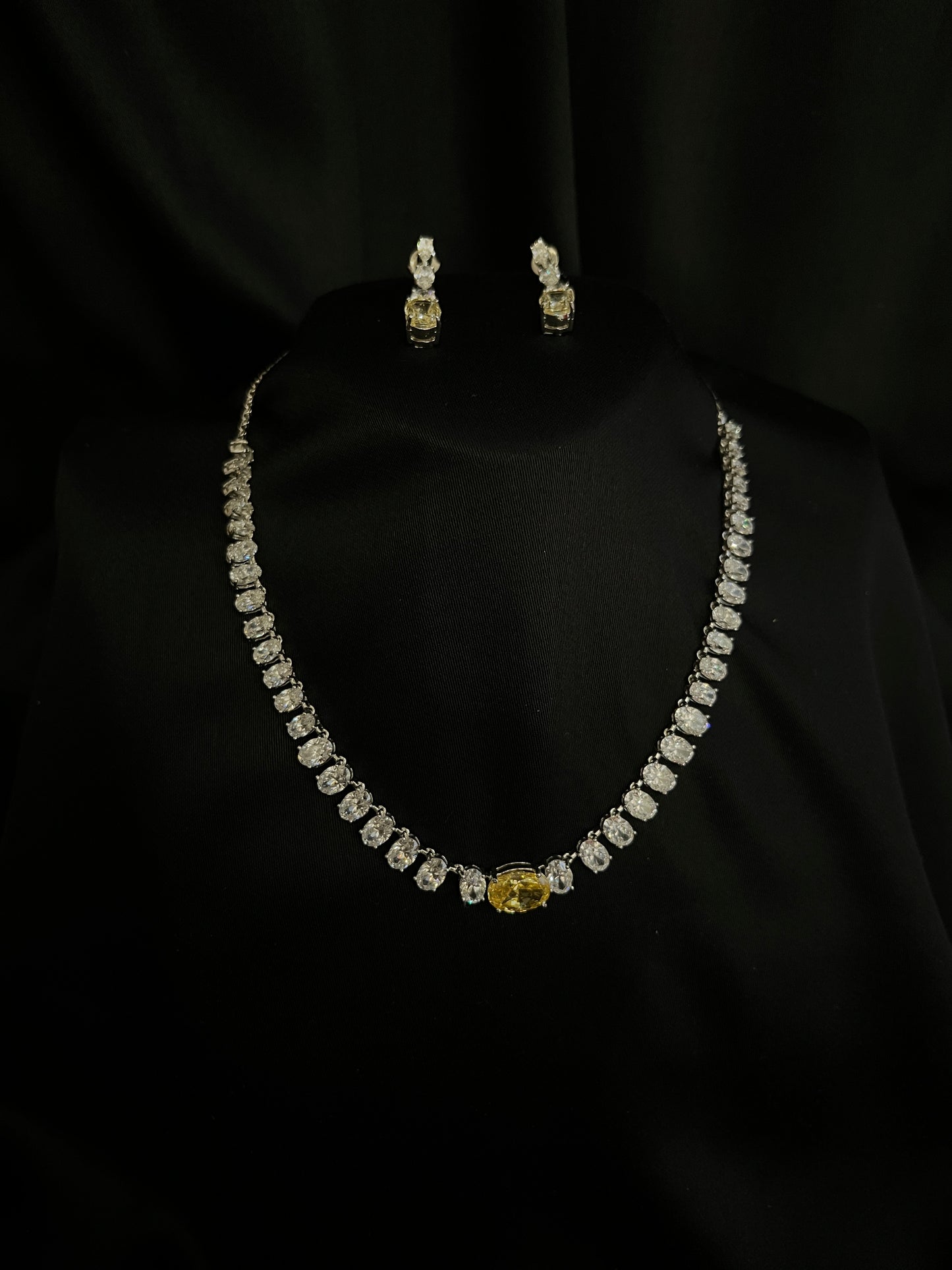 Golden Dusk Harmony Set