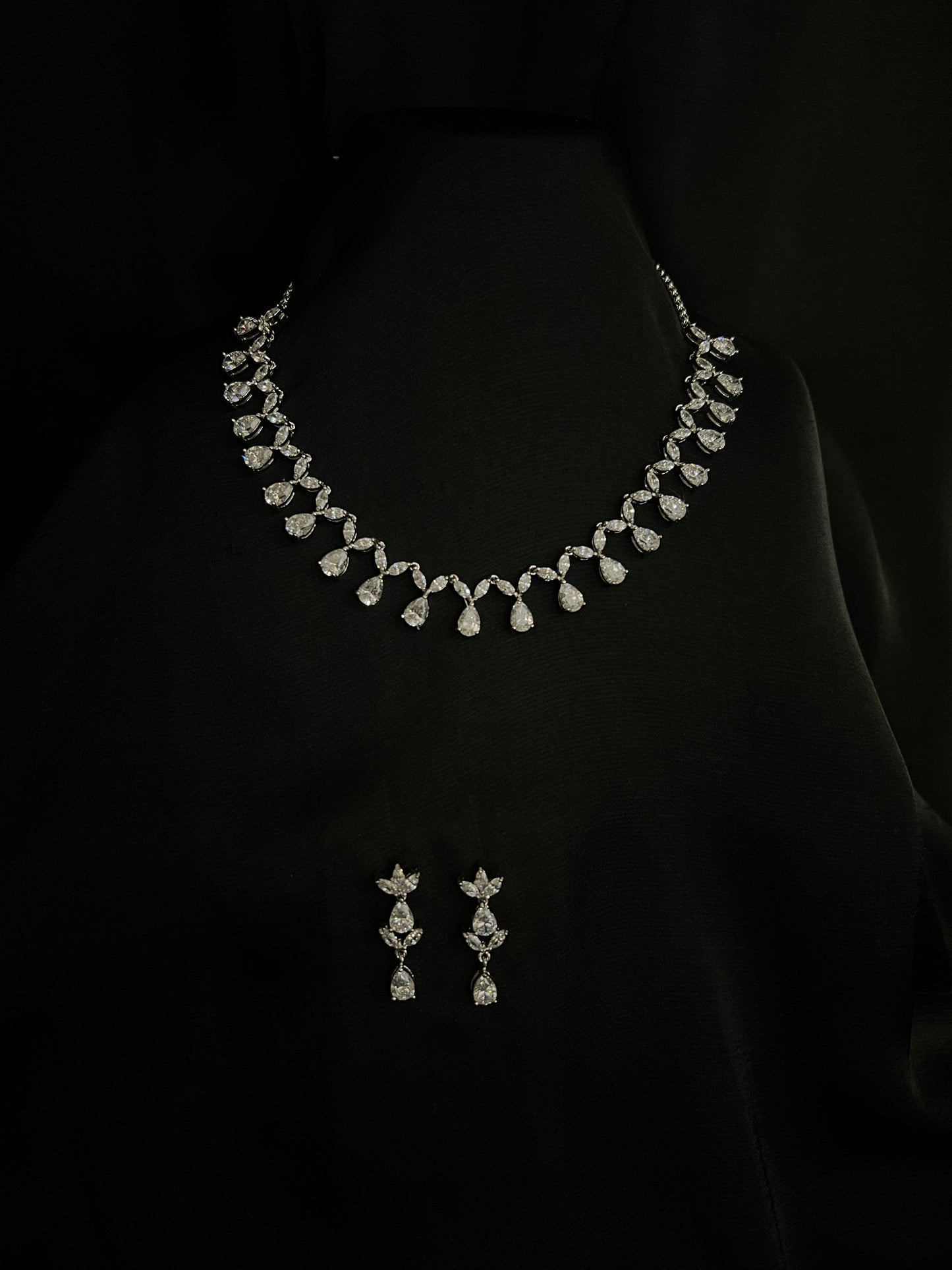 Whispering Vine Sparkle Set