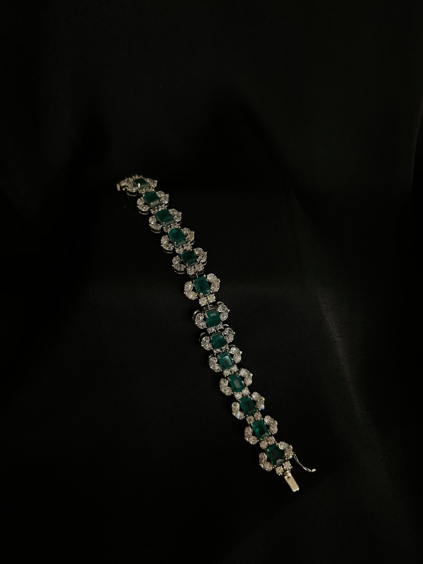 Emerald Crest Bracelet