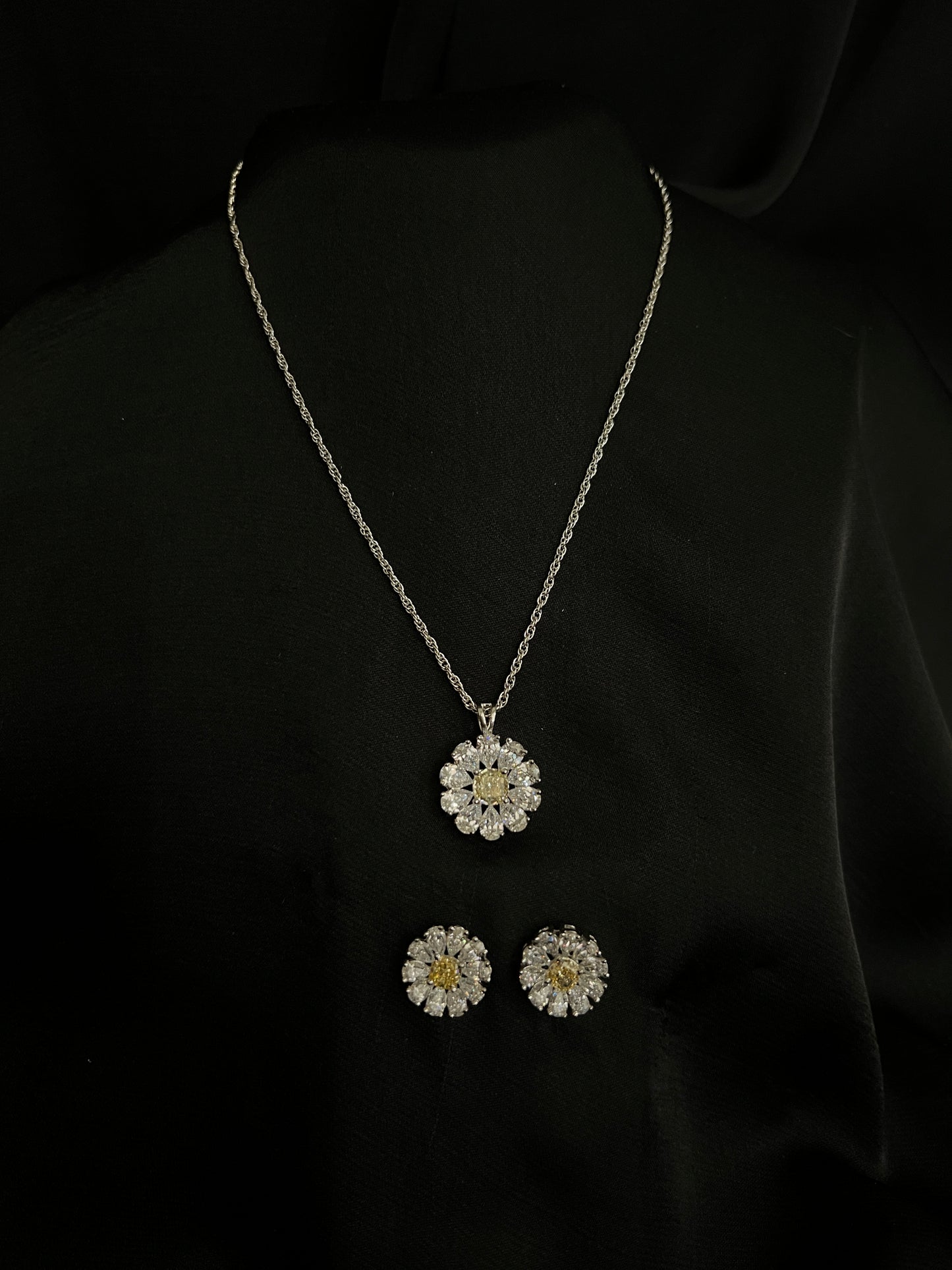 Daisy Dewdrop Glow Set