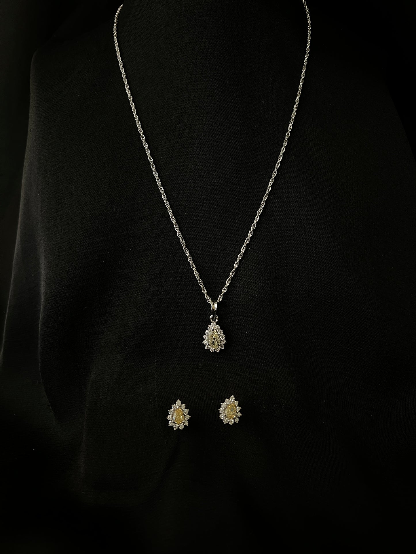 Golden Dewdrop Spark Set