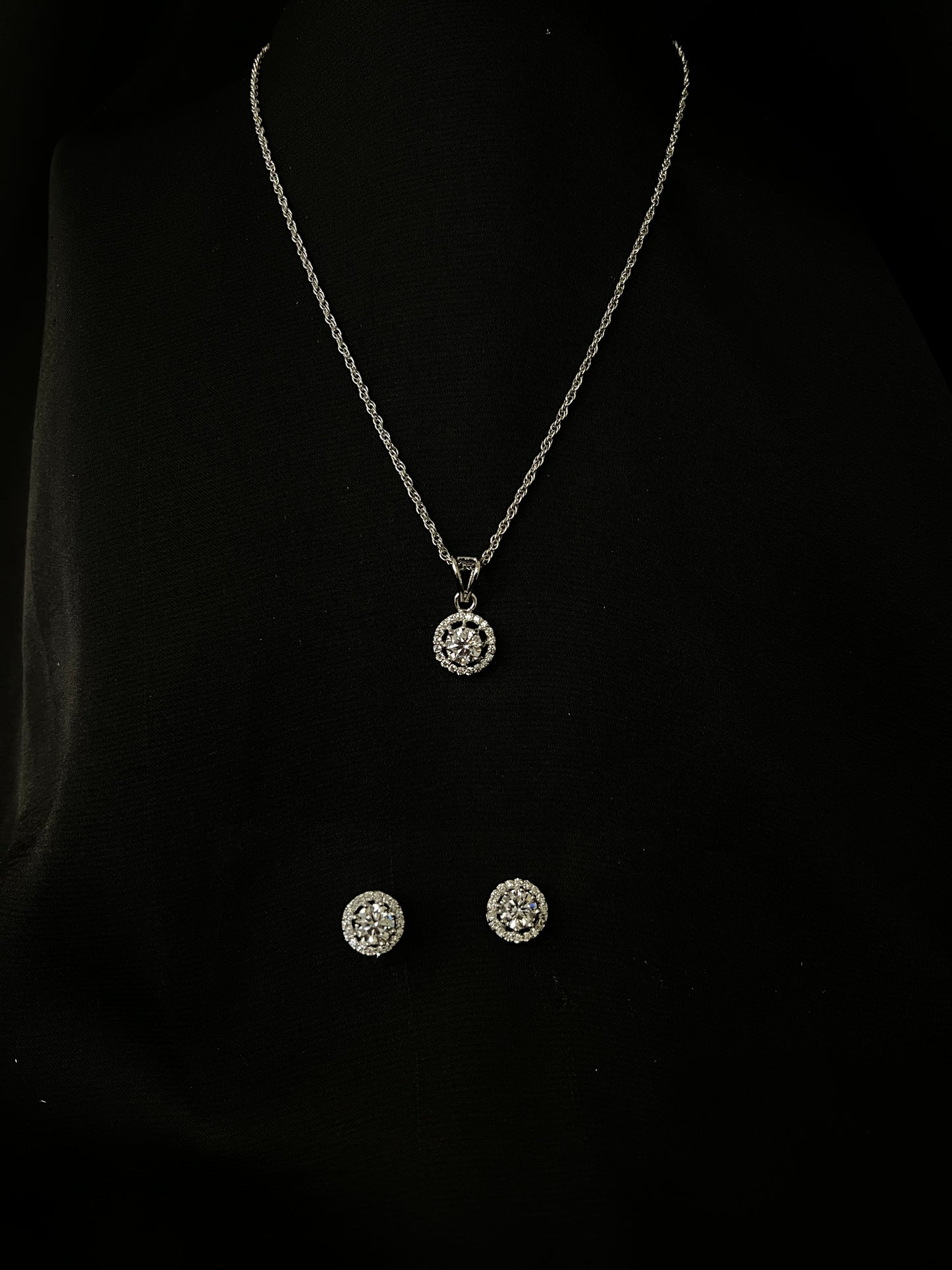 Blush Oval Radiance Set