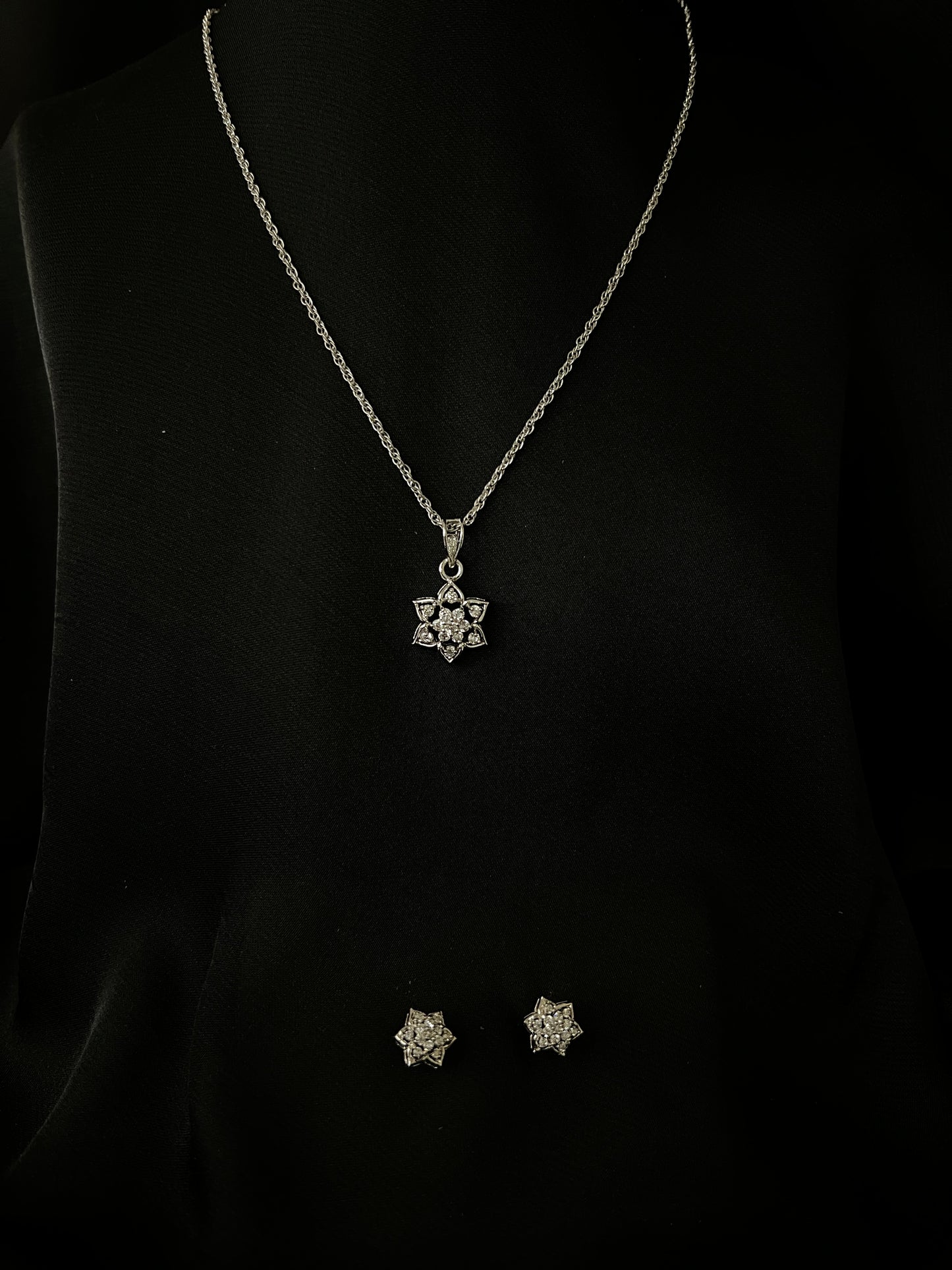 Floral Diamond Set