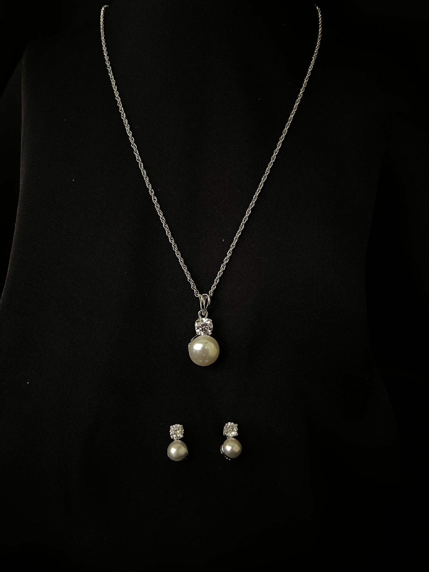 Luminous Pearl Drop Set