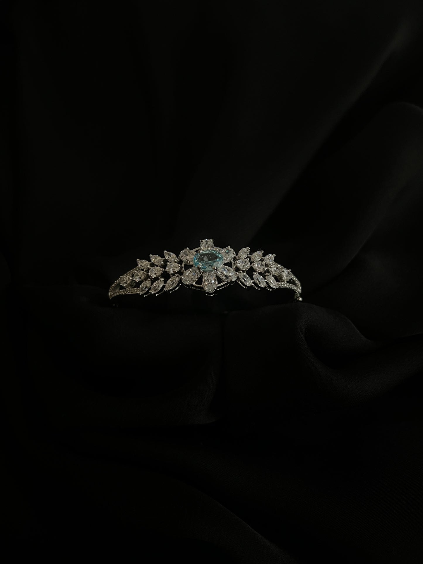 Emerald Crest Queen Cuff