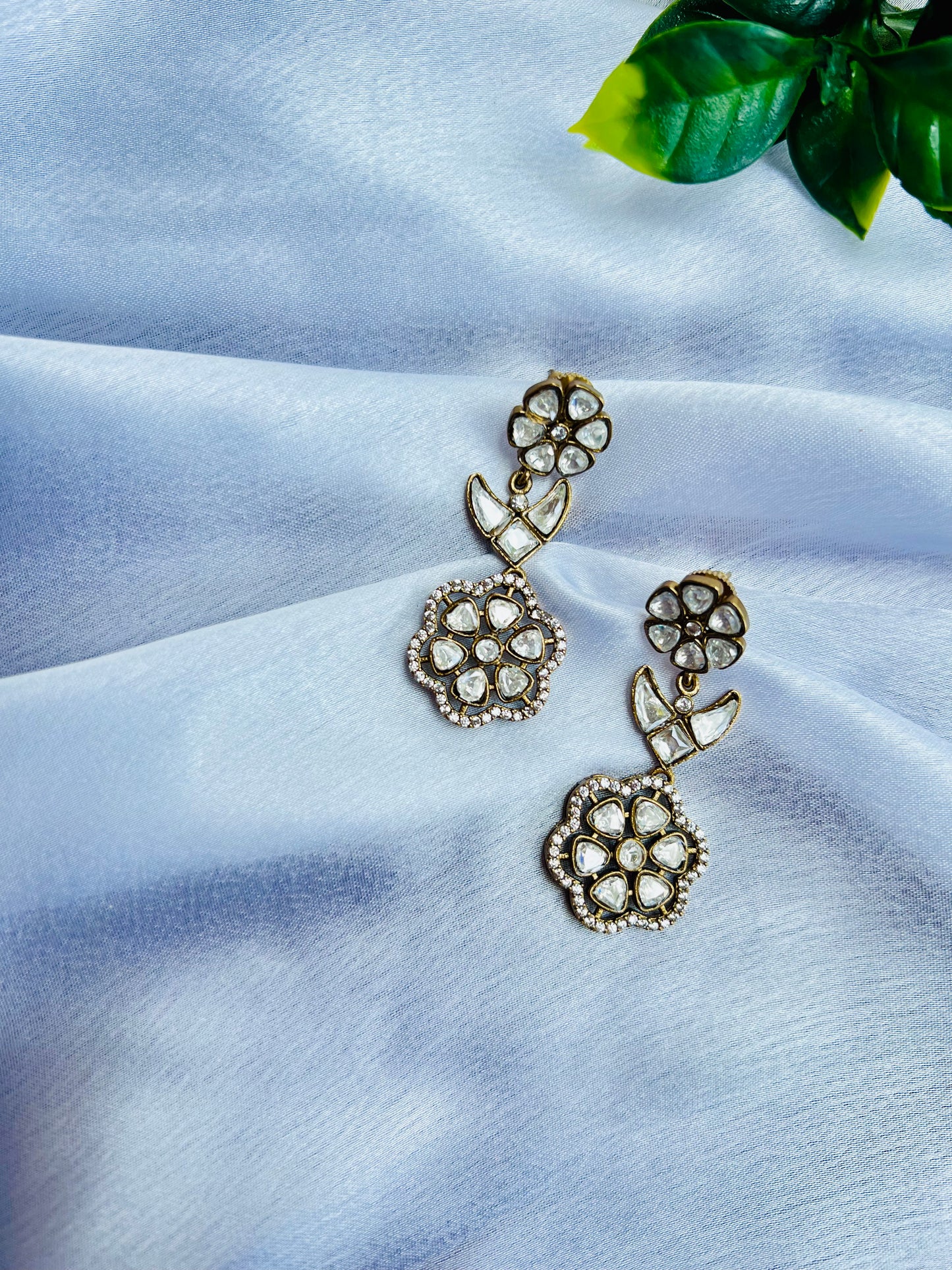 Eesha Bloom Earrings