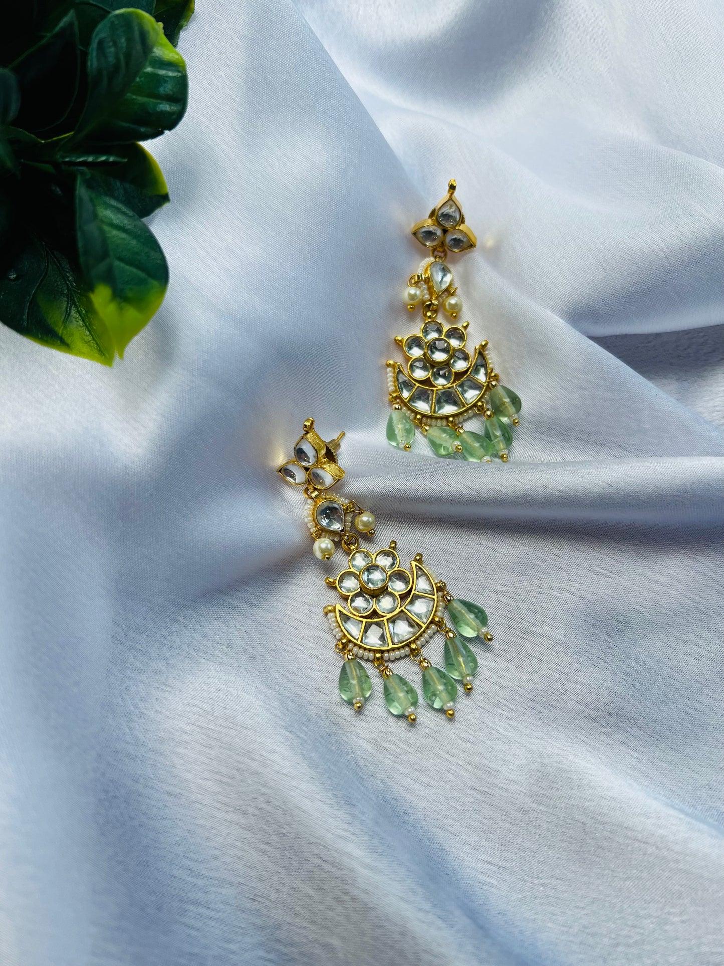 Aashna mint Chandbali