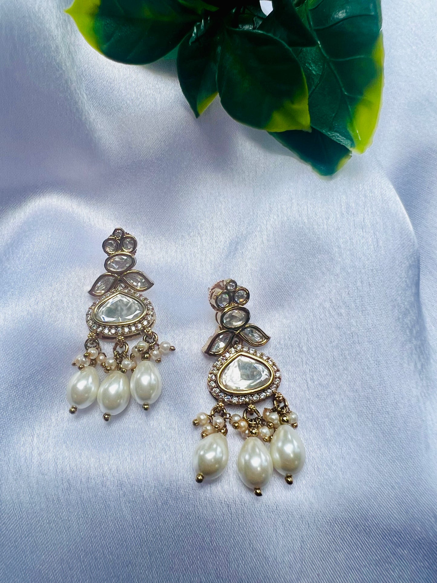 Eshwari Pearl Dropped Earrings