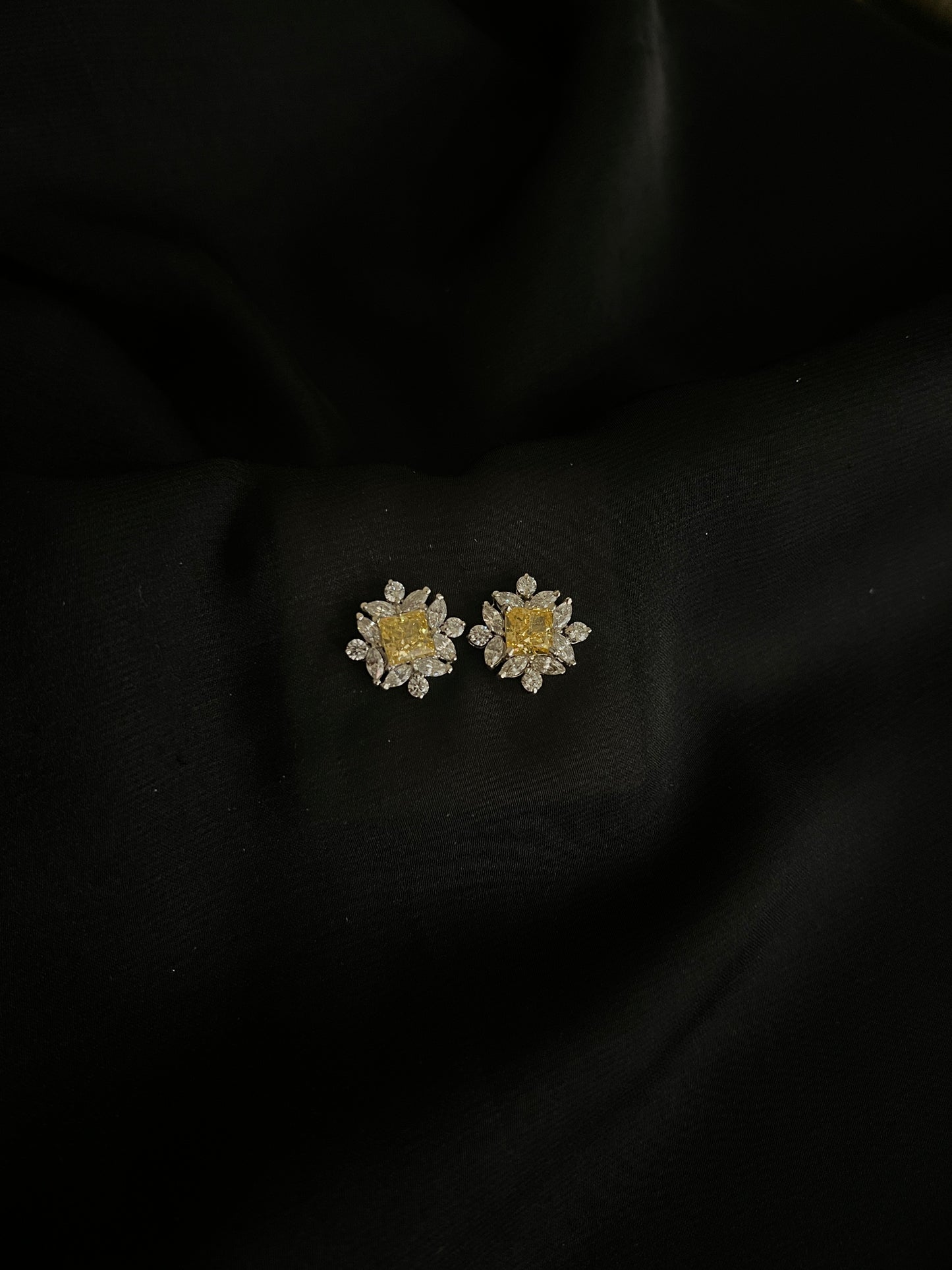 Daisy Glow Studs