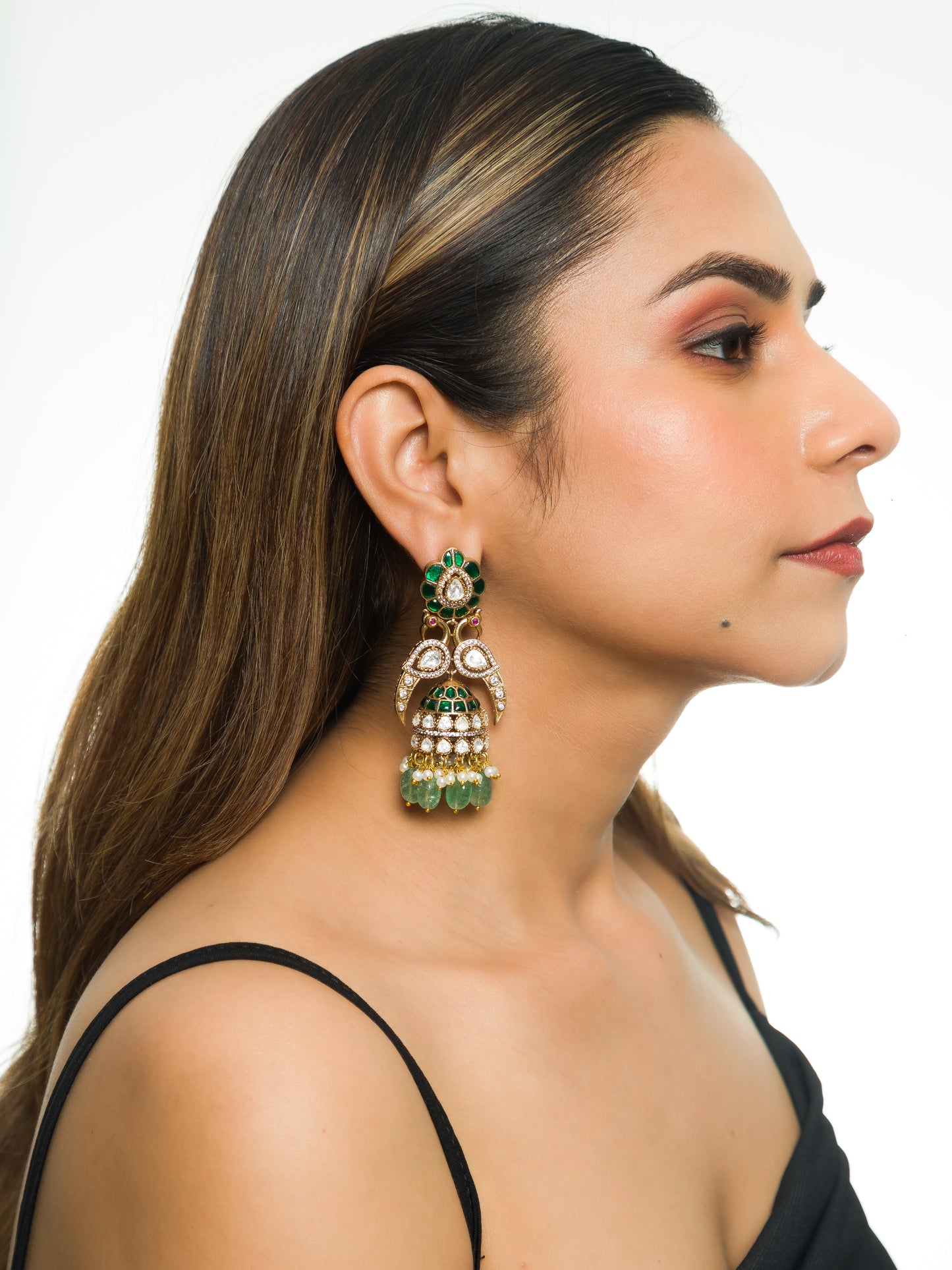 PachhiKriti Kundan Jhumka