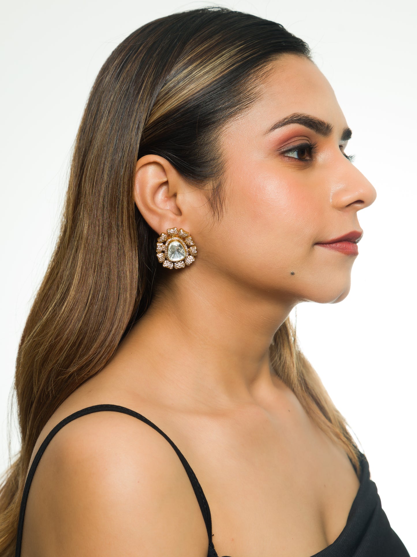 Vasundhara Blossom Kundan Studs
