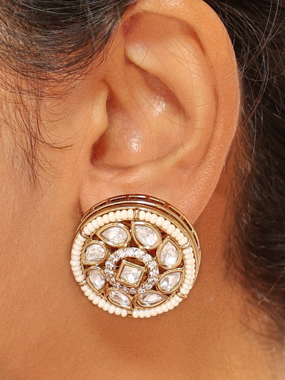 Nur Golden Beaded Choker Set With Earrings