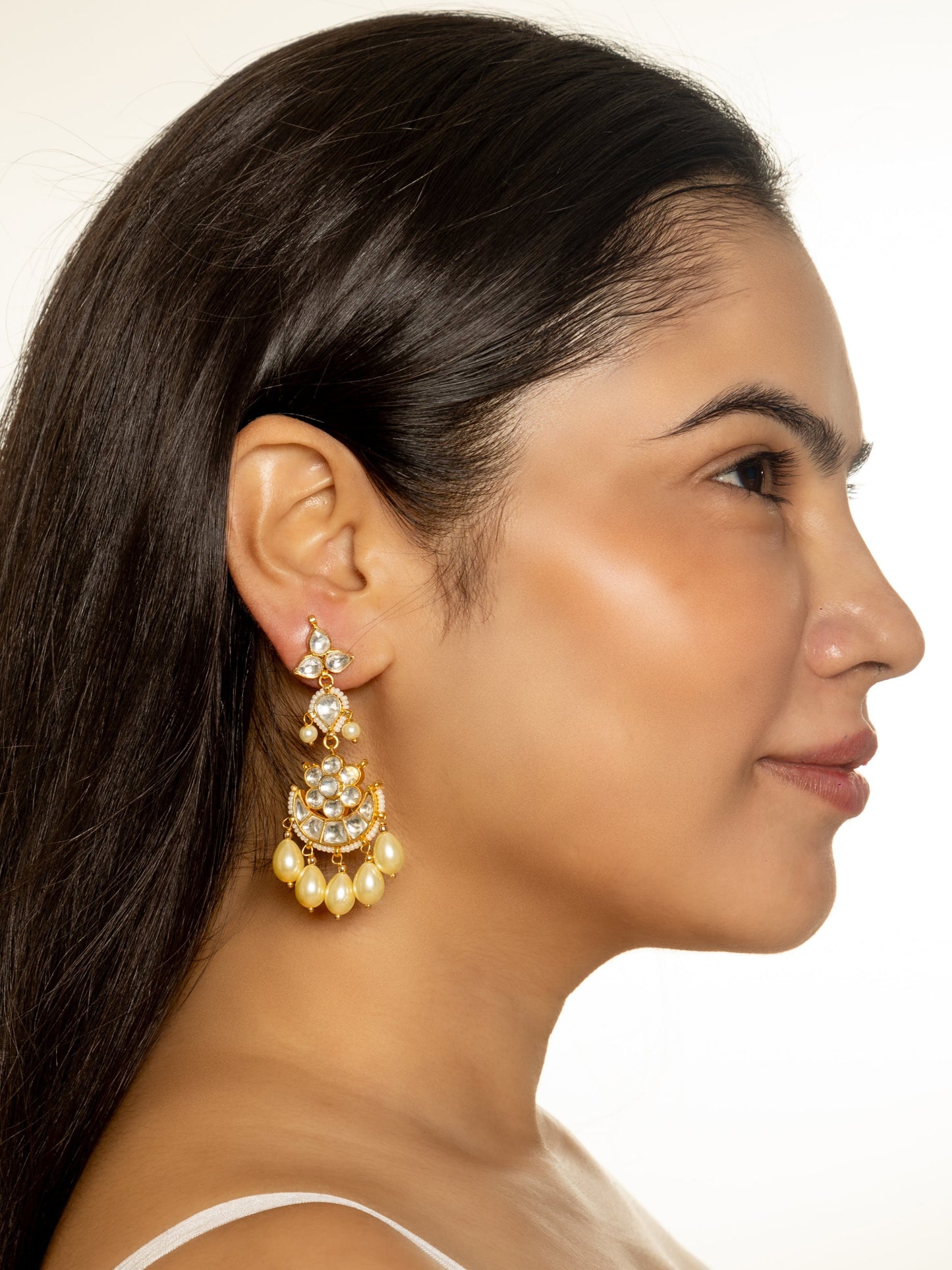 Aashna Chandbali