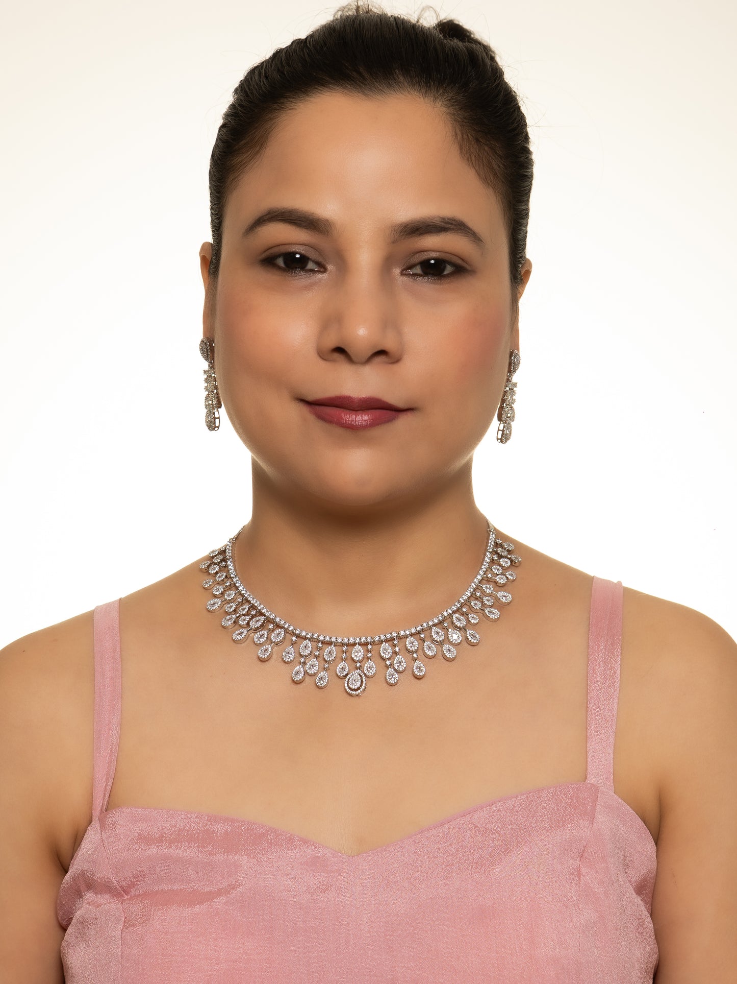 Lustrous Beauty Necklace with Earrings