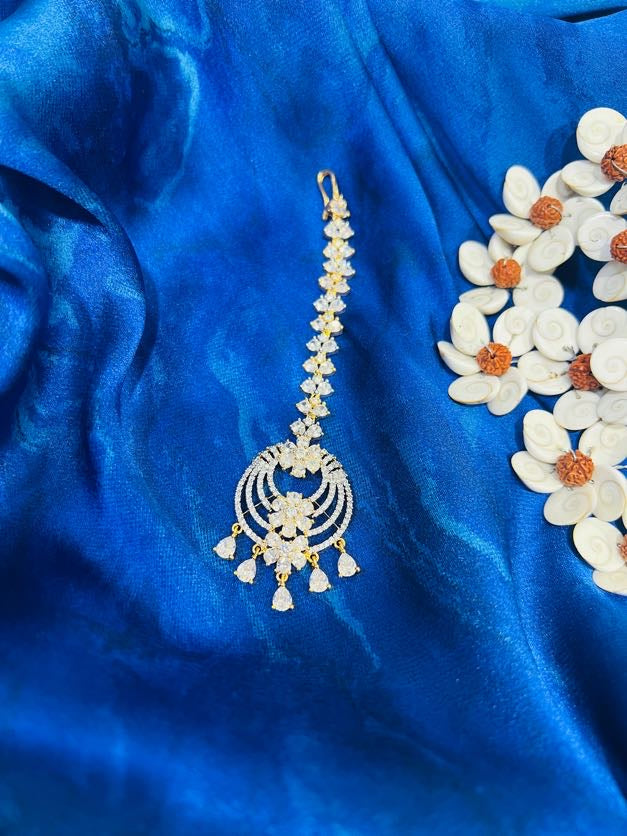 Starlit Dream Maang Tikka