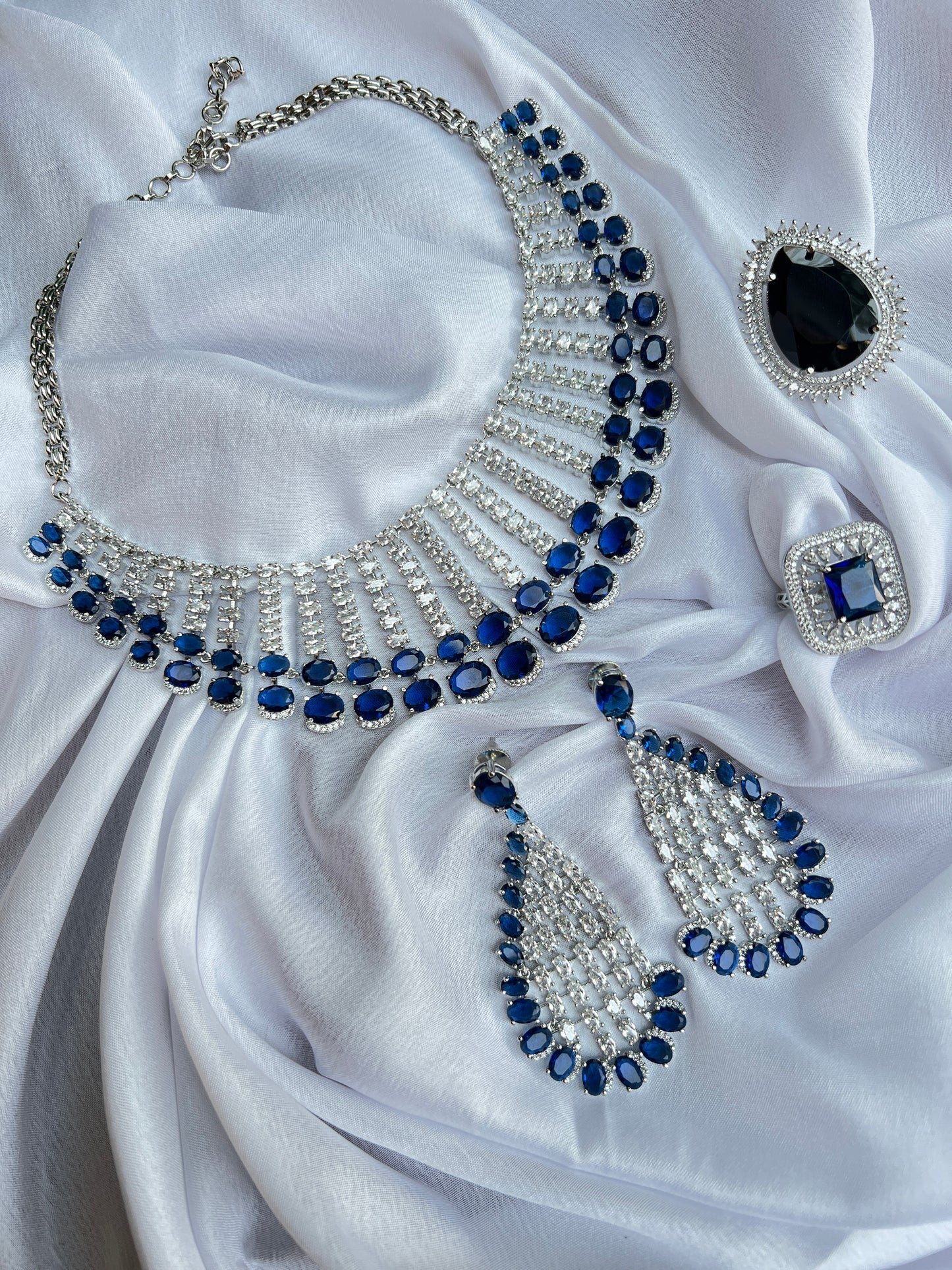 Daffodil Sapphire Set