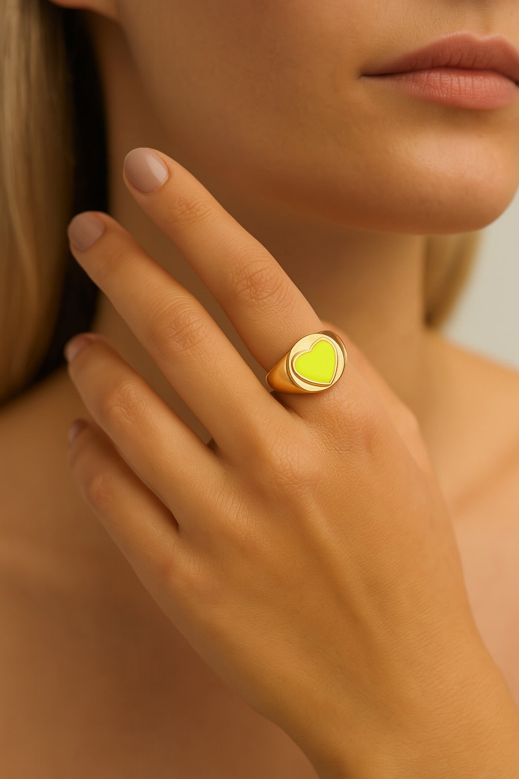 Neon Heart Signet Ring – Lime Glow