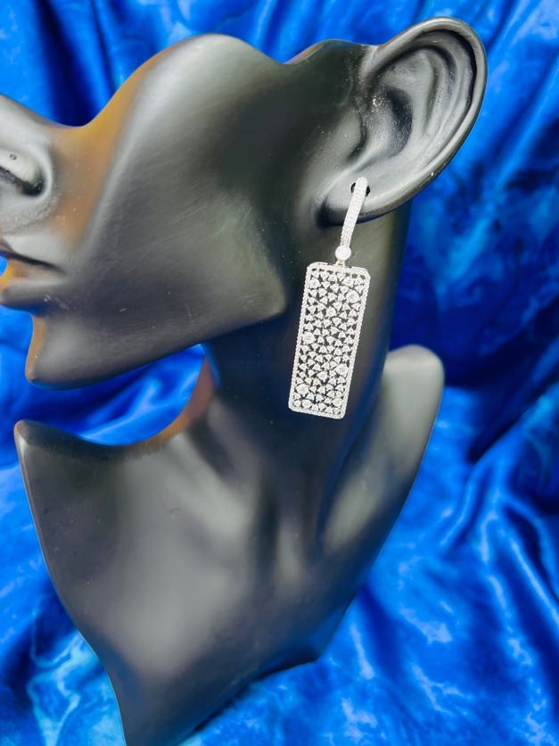 Whispering Jewel Short Danglers