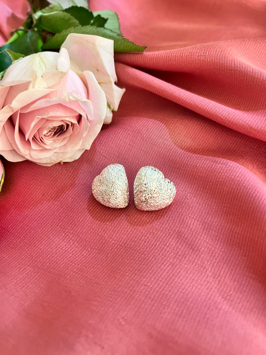 Aurora shiny heart Studs