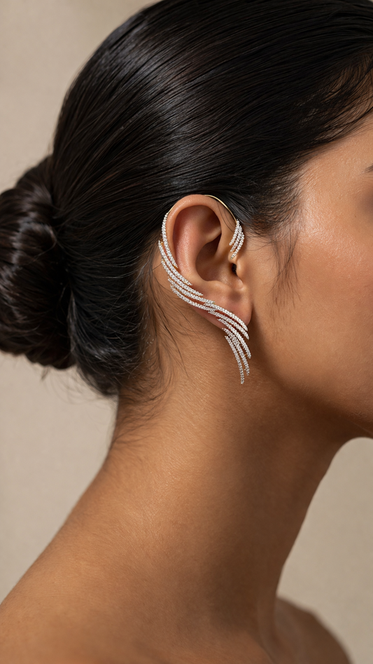Aarini Feather Glow Ear Cuff