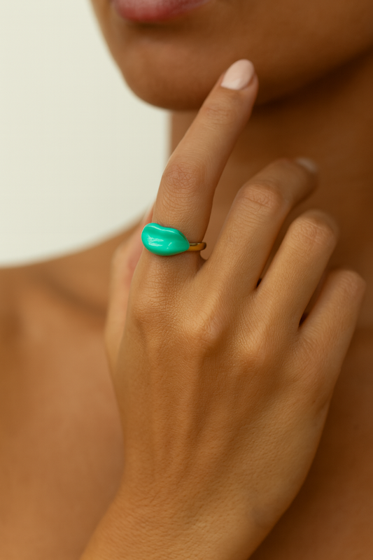 Mint Kiss Statement Ring