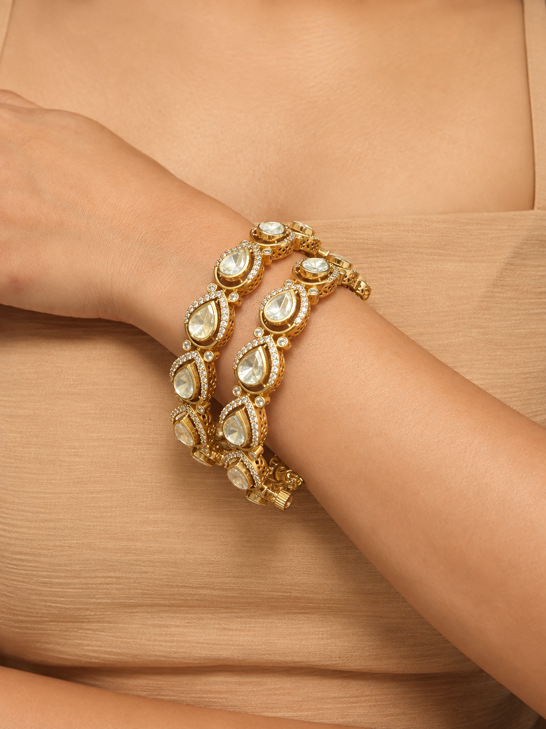 Zaria Kundan Teardrop Bangles