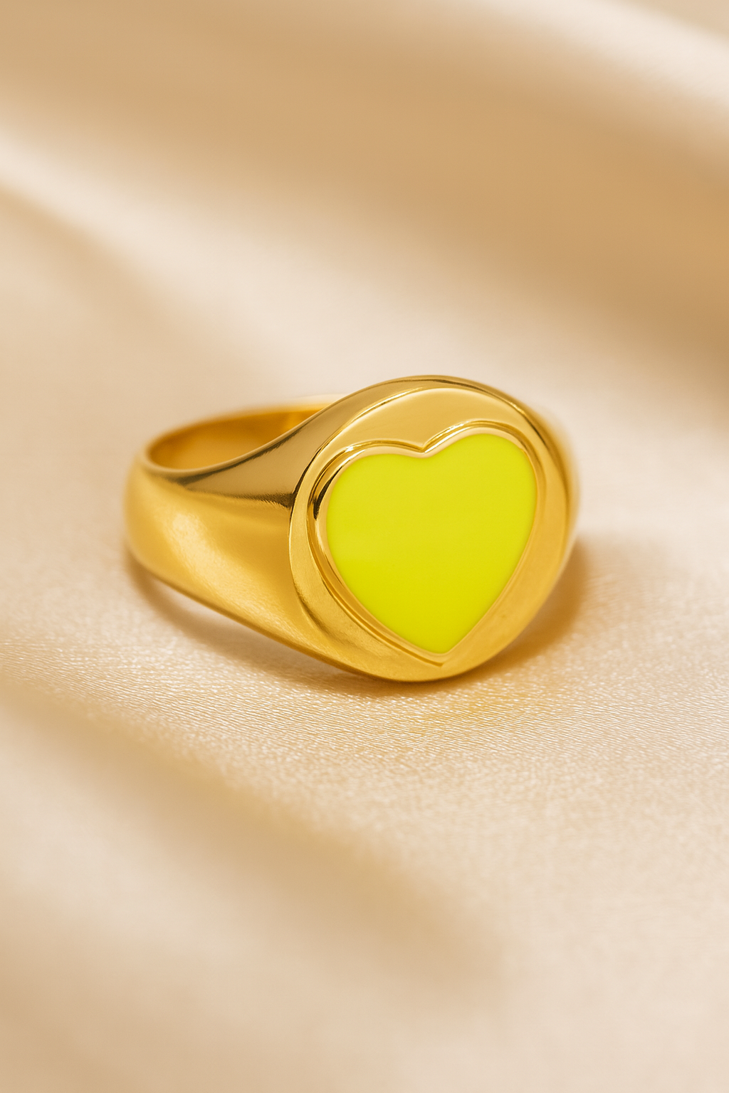 Neon Heart Signet Ring – Lime Glow
