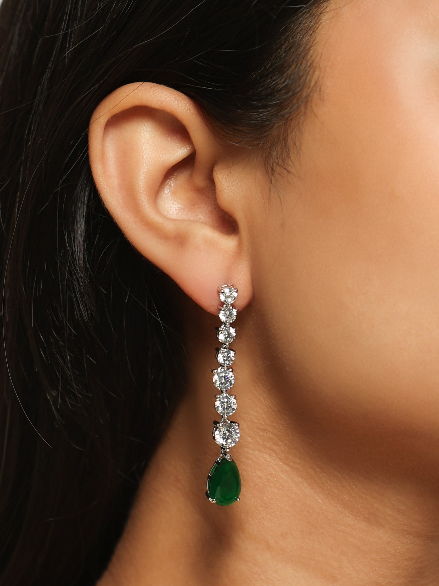 Emerald Teardrop Diamond Necklace Set