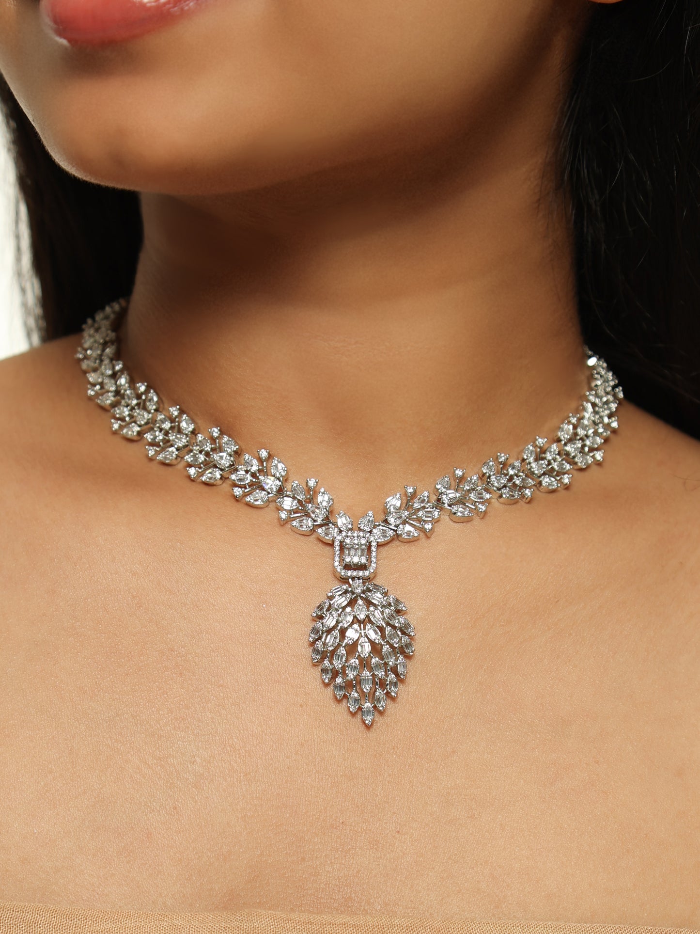 Regal Leaf Cascade Diamond Necklace Set