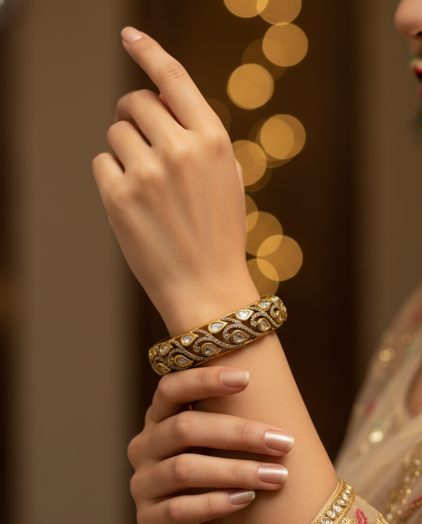 Royal Dewdrop Kundan Bangles