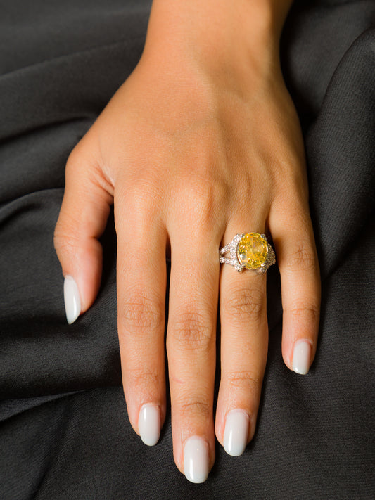 Golden Dahlia Ring