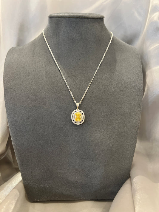 Marigold Gleam Pendant