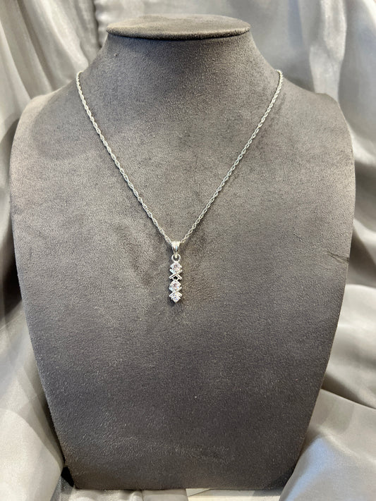 Linear Grace Pendant