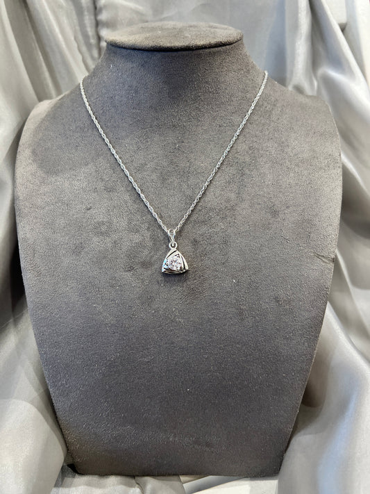 Elegant Crystal Drop Pendant