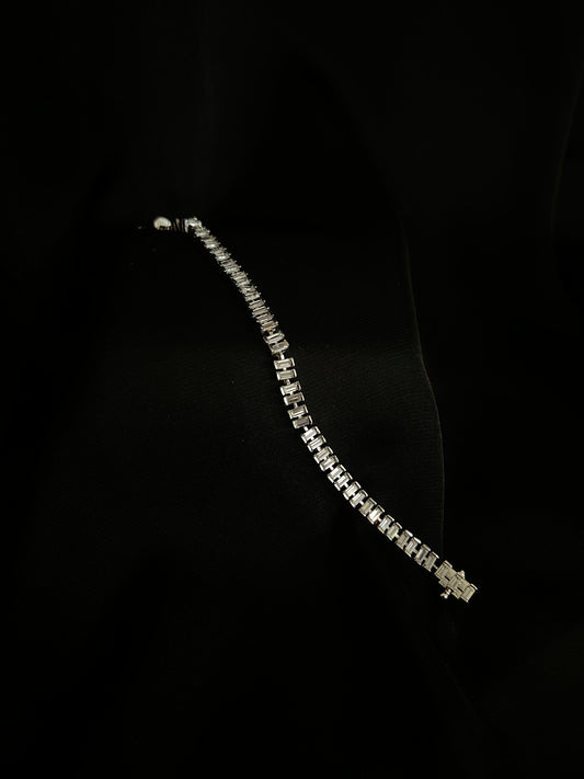 Frosted Cutout Bracelet
