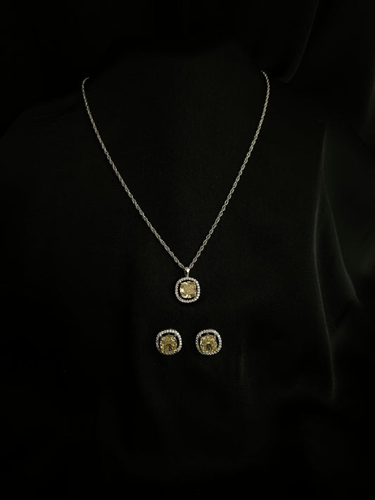 Golden Regent Radiance Set
