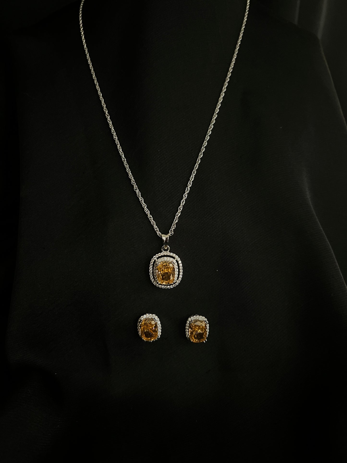 Honeydew Shine Set