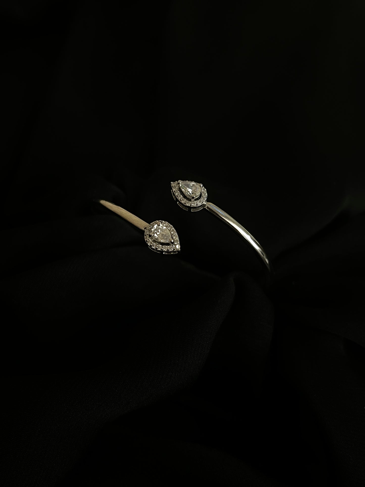 Elara Teardrop Elegance Cuff