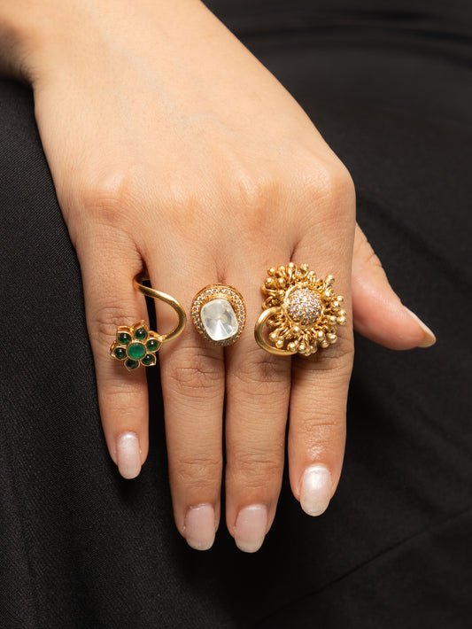 Divija Kundan Rings