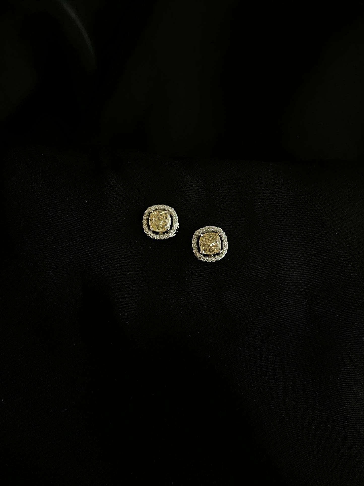Honeycomb Radiance Earrings