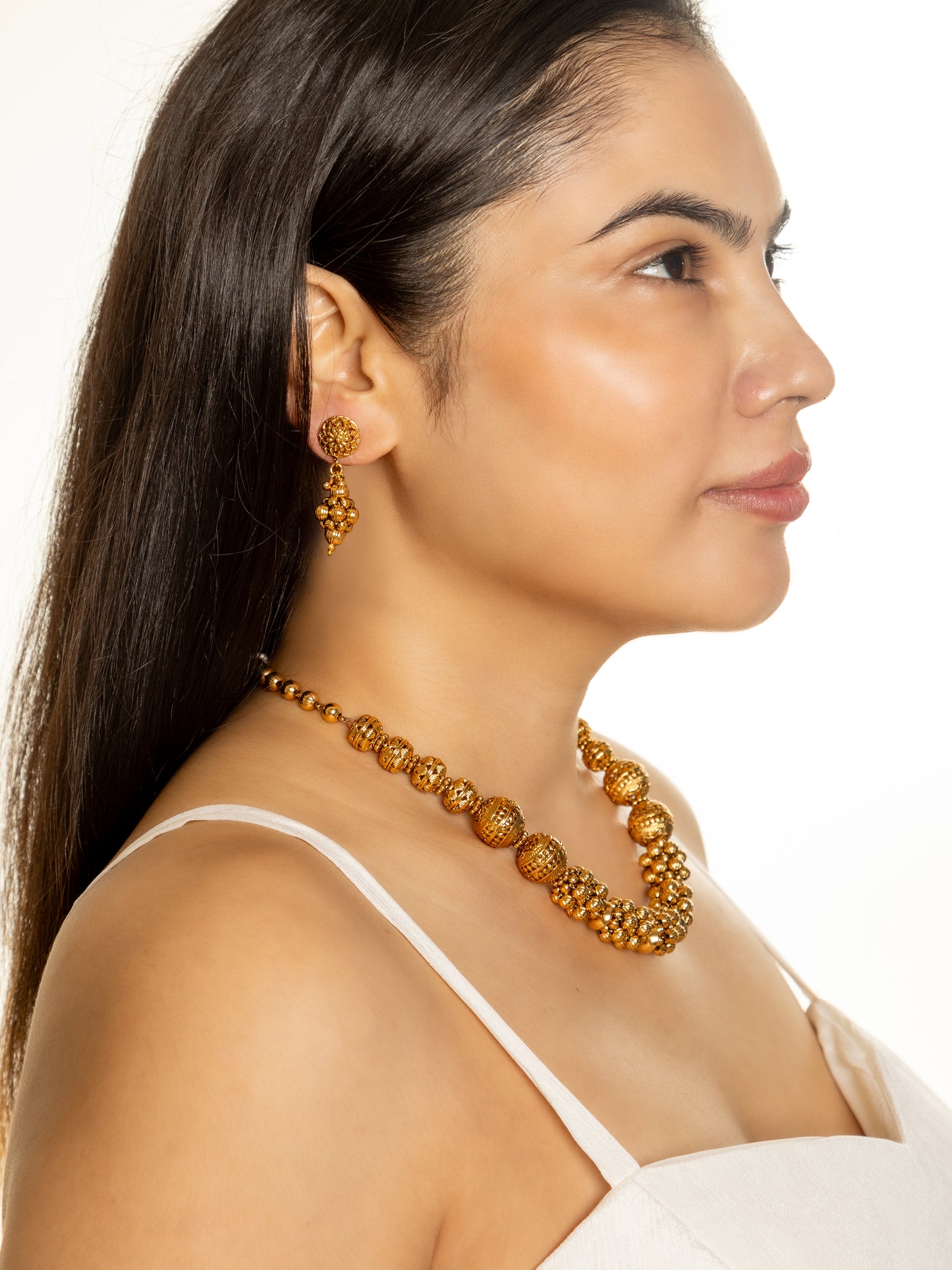 Parvati Necklace With Earrings