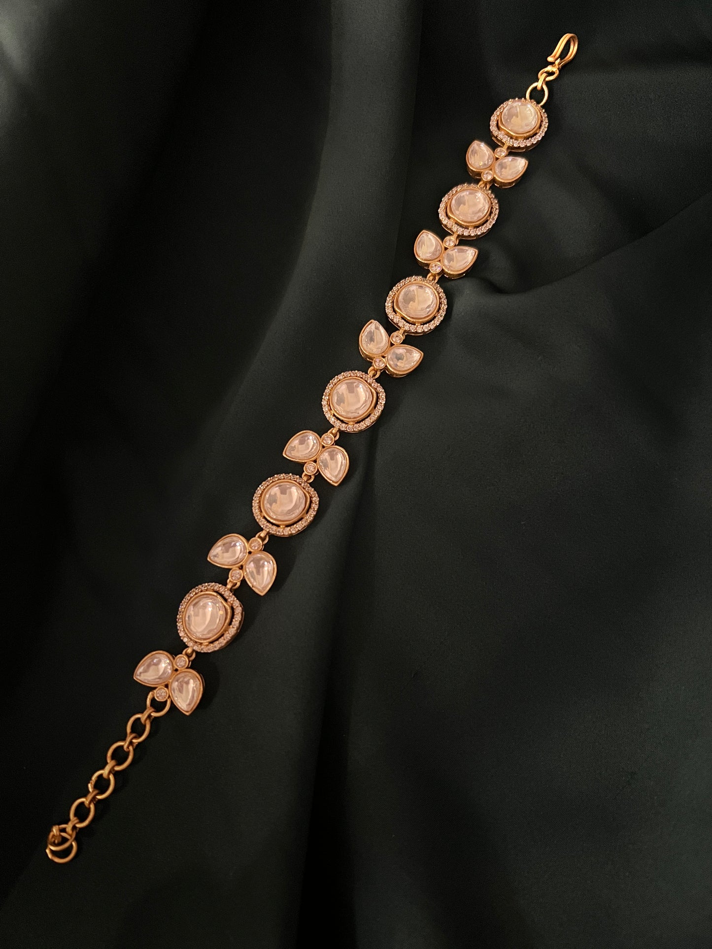 Rajika Floral Kundan Bracelet