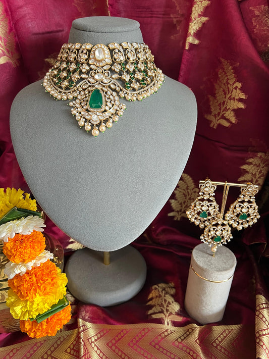 Royal Emerald Aura Choker Set