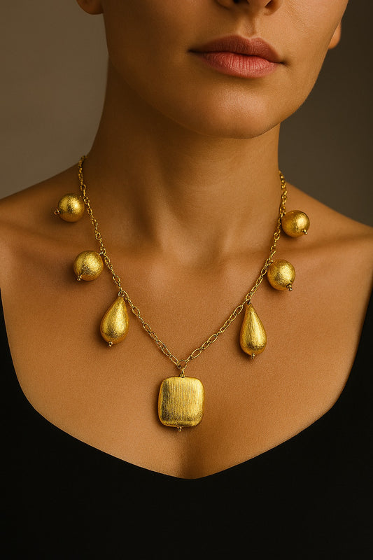 Golden Contour Charm Necklace